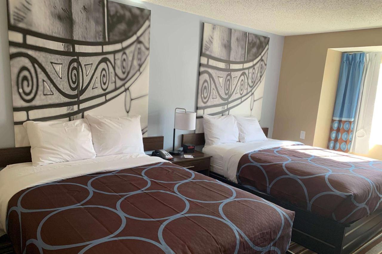 Super 8 By Wyndham